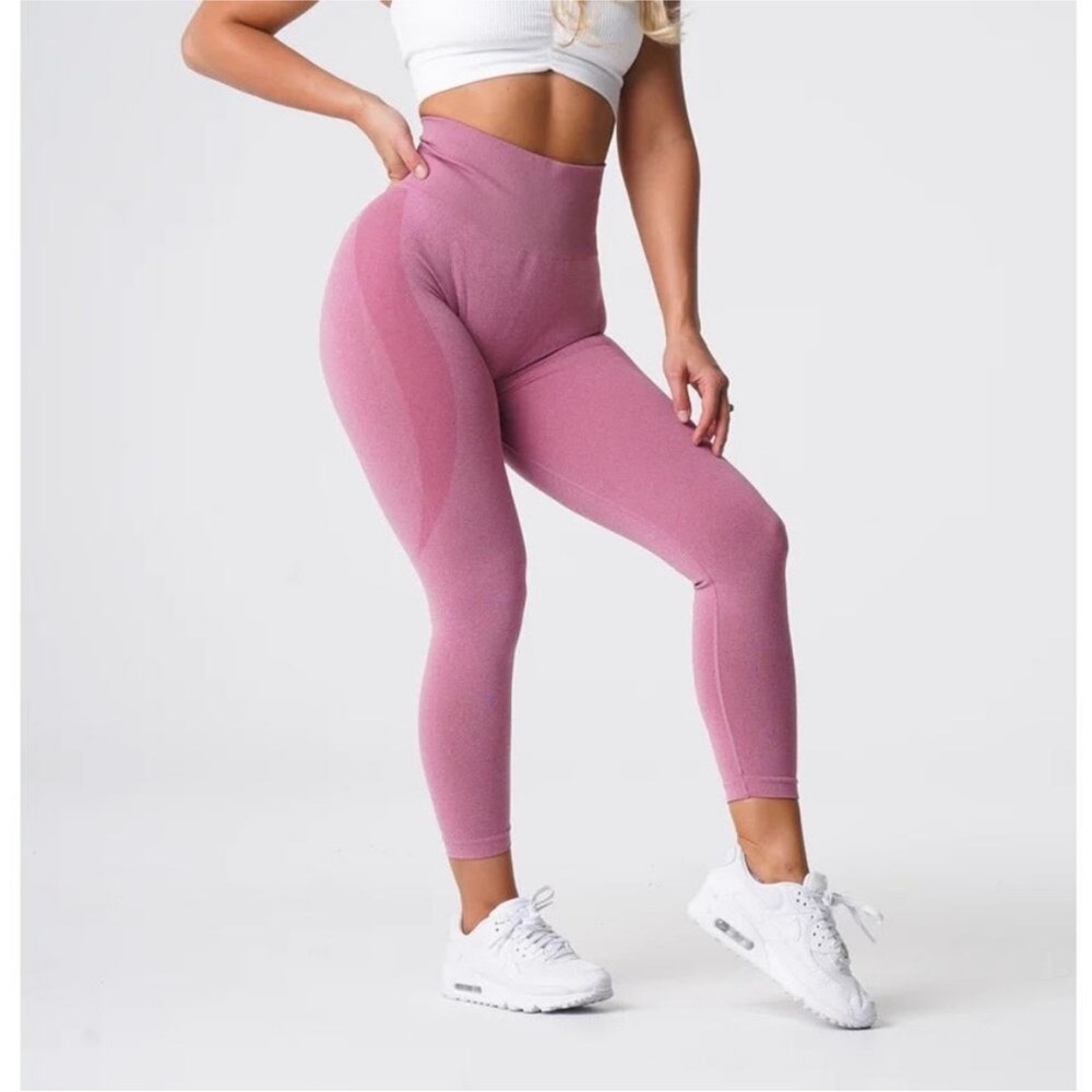 NVGTN Curve Seamless Leggings Pastel Pink Size Small